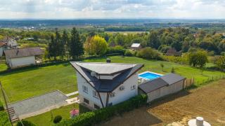 Holiday Home Tilia - pool & view - 6