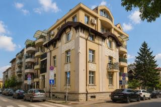 Heart of Varna Central Apartment - 2