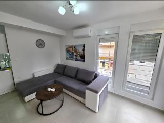 Max Apartments - 7