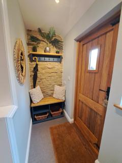The Hen Den - 6