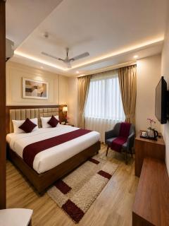 Hotel Lotus Palace - 3
