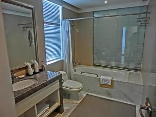 Shanghai Fortune Hongqiao Airport Hotel - 2