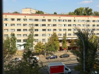 Nauki 24 Avenue - 2