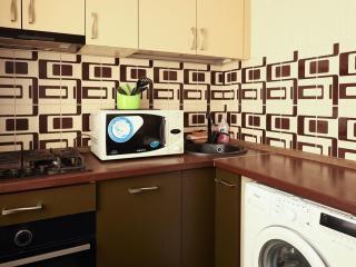 Nauki 24 Avenue - 1