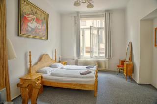 Station Stay Rooms near Main Train Station - 2