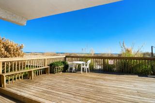 Oceanfront Ground Floor • Walk to Shops • Steps to Sand • Grand Strand I 1 - 9