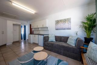 St Rand Holiday House - 5