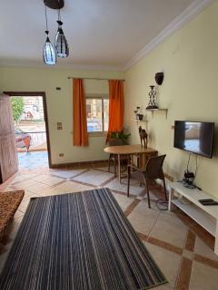 apartment with separate entrance near Arabia hotel - 5
