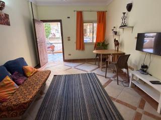 apartment with separate entrance near Arabia hotel - 4