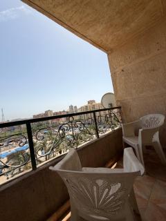 Royal Plaza 2Bed rooms near Montaza Park Near Mamoura - 9