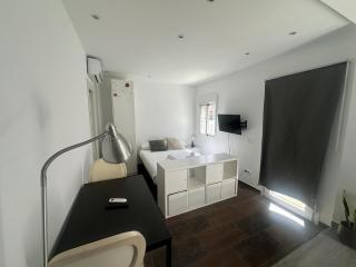 Cozy Studio with AC & Barbecue, close to the Sea - Marbella - 3