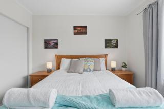 Sunny 2 Bedroom Villa - Pet Friendly - EV Charging - 9