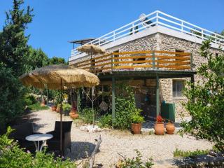 Eco-Friendly Villa - Hot Tub Forest & Sea Access - 8