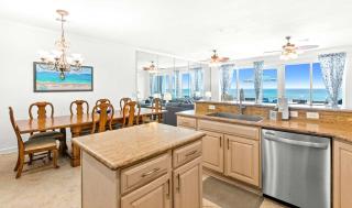 Gorgeous Gulf front townhome Gas grill and beach access - 1