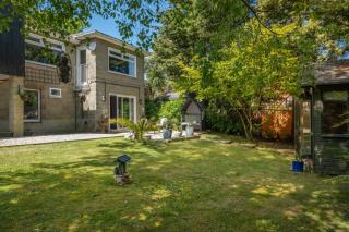 1 Bed in Sandown oc-85248 - 0