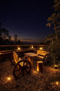 Belle's Peak Staycation-Private Overlooking Villa for 15 Guests in Batangas - 6