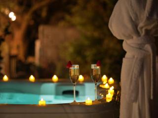 Scenery Hill Hideaways The Coach House Charming Retreat with Jacuzzi and BBQ Hut Near the Lake District - 9