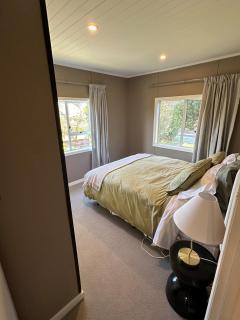 Oak Ridge Taupō, Newly Renovated, Perfect for Contractors - 6