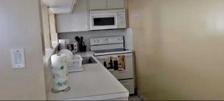 Beachfront 1 Bedroom Condo with Ocean Views - 3
