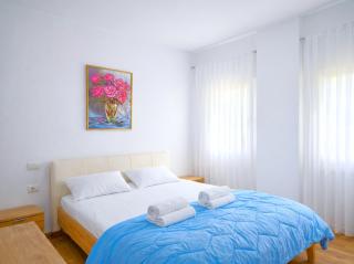 Ground Floor Holiday Home 142 - 1