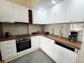 Aria Mare, elegant stay, 5' walk to the beach - 7