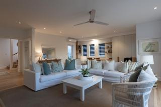 Island Retreat - Luxury Getaway - Thesen Island - 5