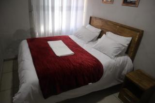 Jozi Corner Rooms & GeustHouse - 0