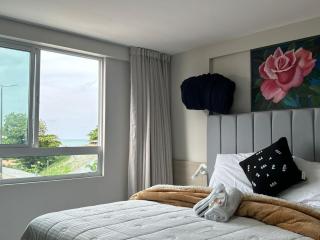 330 israel flat - 6