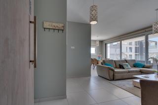 Mackenzie Salt Lake Panorama & Meerblick - 2BR - 2