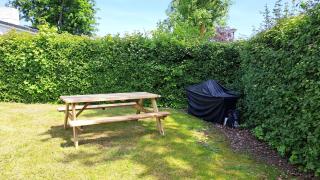 Vrijstaande bungalow met grote privé tuin centraal in Zeeland - 7