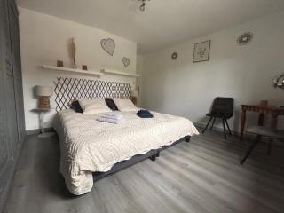 Maison de campagne avec piscine au bord de l'Eure 1h de Paris - 3