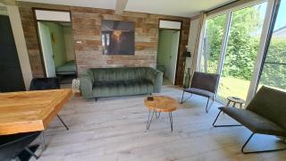Vrijstaande bungalow met grote privé tuin centraal in Zeeland - 8
