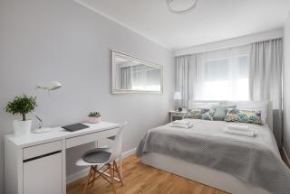 oompH Warsaw Central Smart 1 Bedroom Apartments - 3