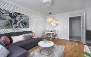 oompH Warsaw Central Smart 1 Bedroom Apartments - 1