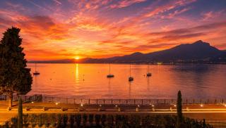 SalvatoreHomes - Luxurious Dreamview Waterfront Apartment in Torri del Benaco with Pool - Casa Azura - a 5 Star Luxury Collection at Lake Garda - 9