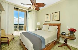 Oceanfront 3 Bedroom Luxury Escape with Water View - 3