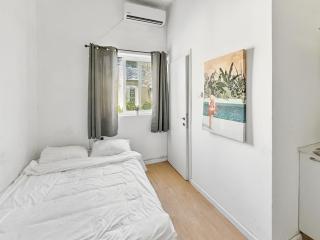 Central Location Studio - By Vacay - 2