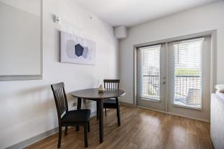 Landing Stylish 1BD Gym Clubhouse - 7