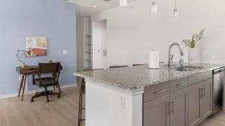 Landing Apartments - The Ovilla - 5