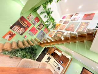 Vibrant Pop Art Duplex on the Nile Prime Maadi - 9