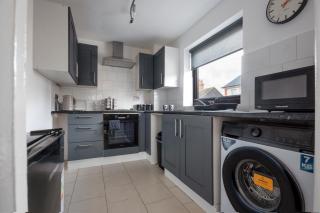 The Rushden Retreat • 1-Bed Flat + Parking - 8