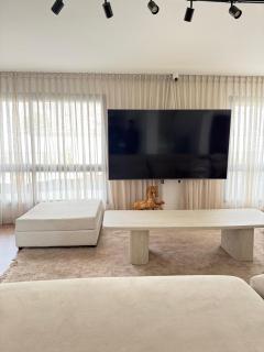 Seafront Dream Villa with Private Pool Herzliya - 9