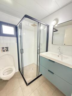 Seafront Dream Villa with Private Pool Herzliya - 2