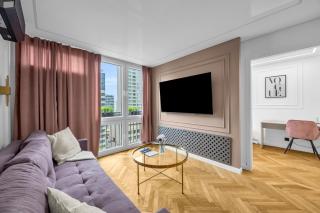 Rondo ONZ Apt - 11th Floor, Air Con - by Rentujemy - 6