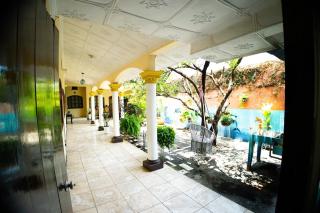 Charming Colonial Home in the Heart of León - 7