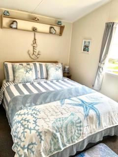 Bang Tidy 261 - Cabin - WiFi - Pool - Sleeps 6 - 3