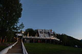 Hotel Pescarus Port Bicaz - 0