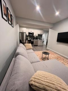 Modern Private Suite - 2