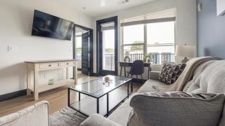 Landing Spectacular 1BD Game Room Clubhouse - 9
