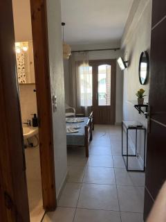 Roula's Apartment - 1